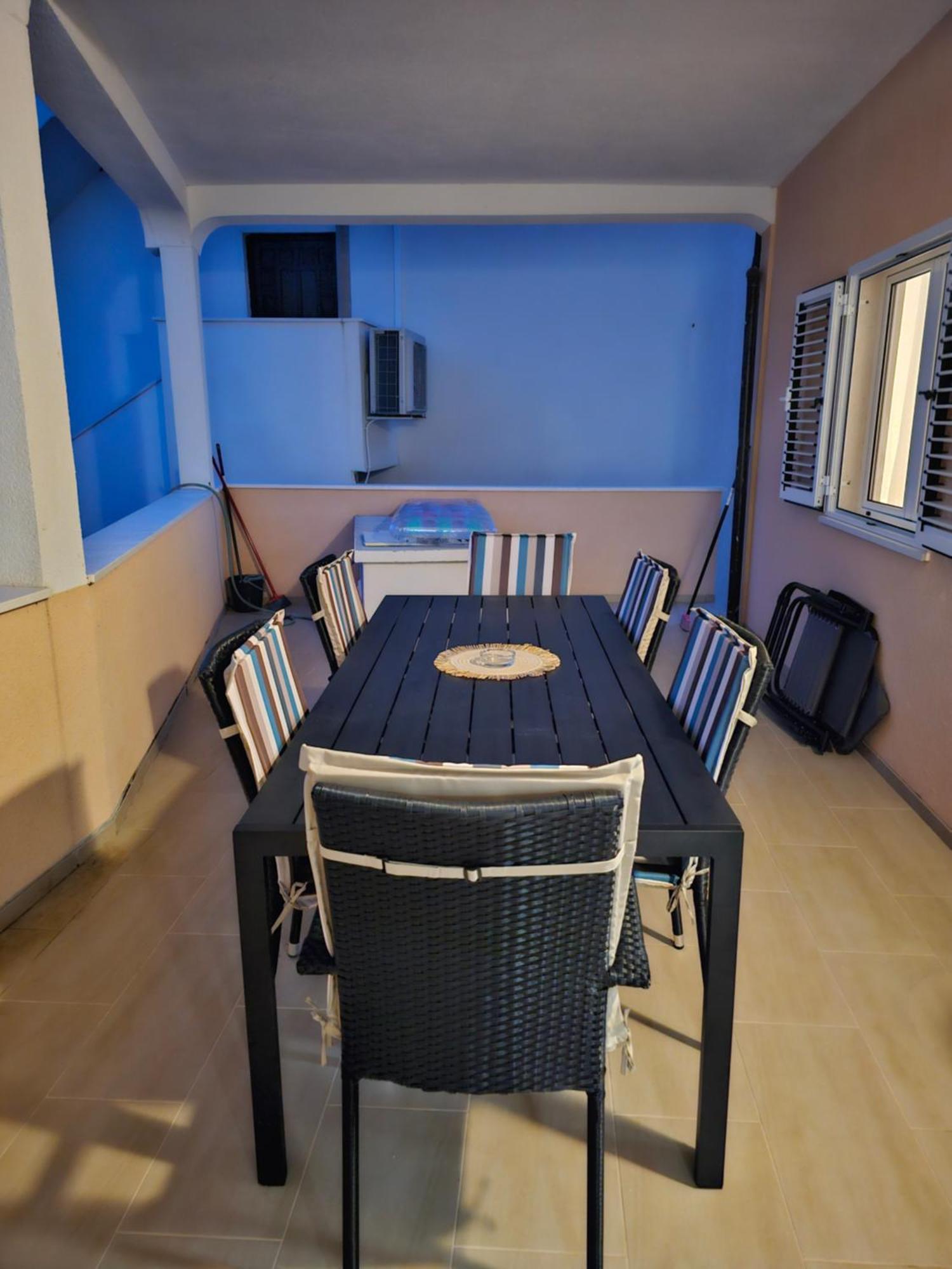 Apartments Lumi Рогозница Екстериор снимка